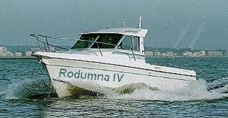 Rodumna 4, jeanneau Merry Fisher 650. Passez votre permis bateau fluvial, permis bateau mer côtier et permis bateau hauturier, à Vichy auprès du bateau école Richard Audinet. Depuis 1967 à votre service. Formalités réduites, examens toutes les semaines.